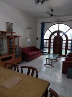 3 BHK + Servant Room 320 Sq.Yd. Builder Floor in Chittaranjan Park