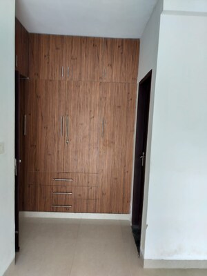 Furnished Amenities in 3 BHK Apartment at Omaxe Royal Residency Faridabad, Sector 79 – for Sale