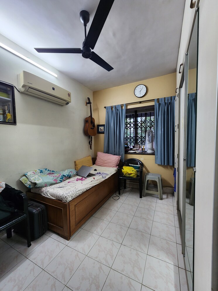 Living Room, alica-nagar-chs 2 Bedroom 650 Sq.Ft. Apartment In Kandivali East Mumbai 8637779