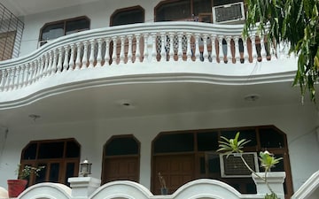 6 BHK Independent House For Sale in Palam Vihar