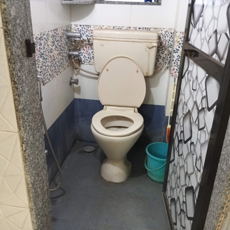 Attached Bathroom, dombivli east 1 Bedroom 550 Sq.Ft. Apartment In Dombivli East Thane 8637814