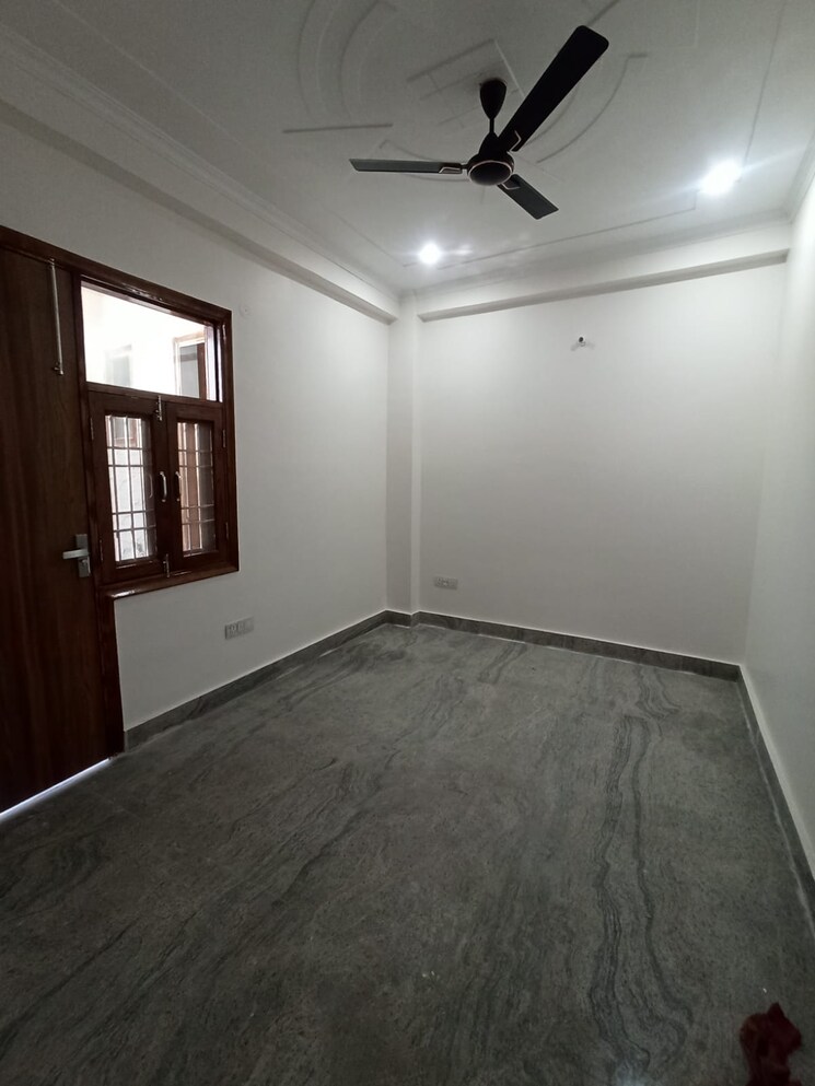 Room, sector 112 2 Bedroom 900 Sq.Ft. Independent House In Sector 112 Noida 8637828