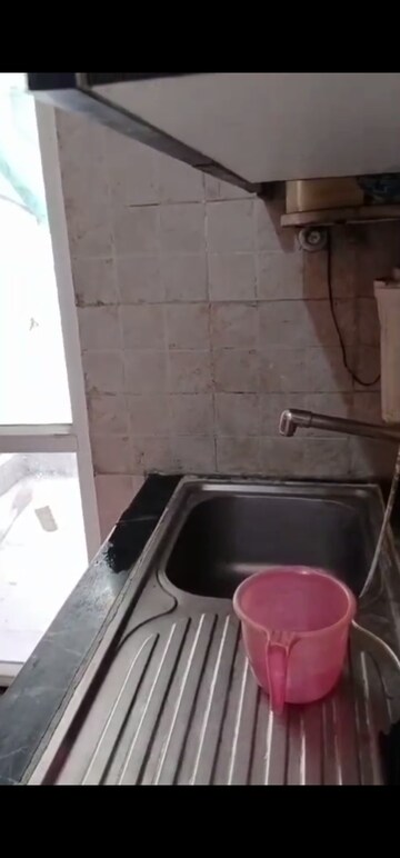Furnished Amenities in 2 BHK Apartment at BPTP Princess Park, Sector 86 – for Rent