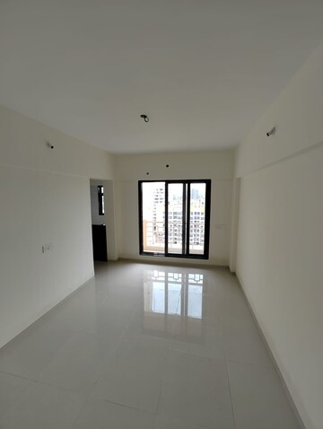 Room in 2 BHK Apartment at Pranjee Garden City, Katrap – for Rent