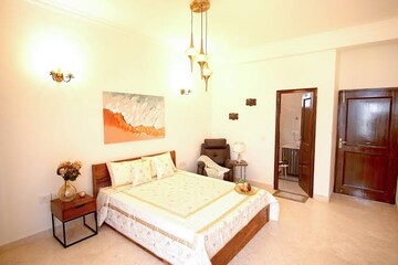 Bedroom in 3.5 BHK Builder Floor at SS Almeria, Sector 84 – for Rent