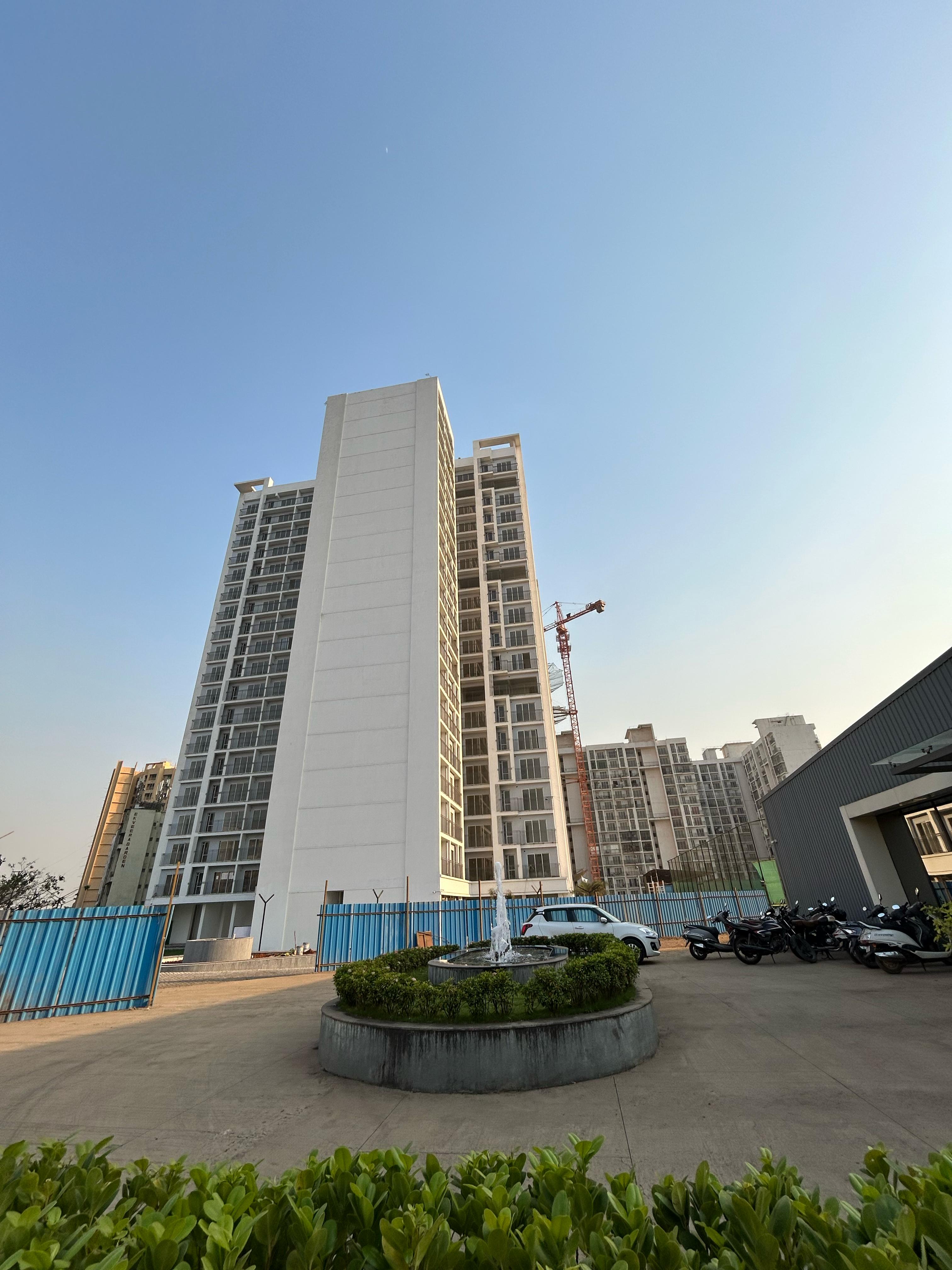 2 BHK + Extra Room Apartment For Rent in Godrej Vihaa