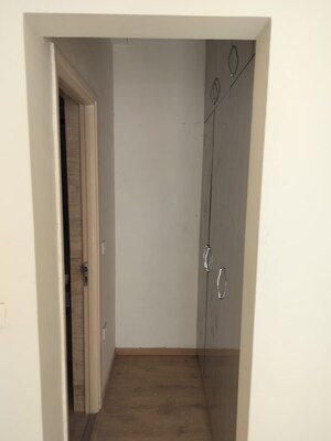 Building Lobby in 3.5 BHK Apartment at Experion The Heart Song, Sector 108 – for Sale