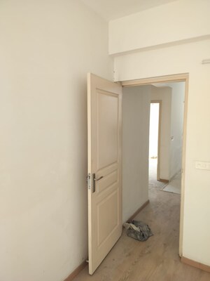 Building Lobby in 3.5 BHK Apartment at Experion The Heart Song, Sector 108 – for Sale