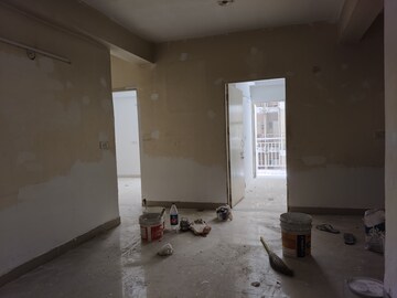Room in 3 BHK Apartment at Adore Happy Homes, Sector 86 – for Sale