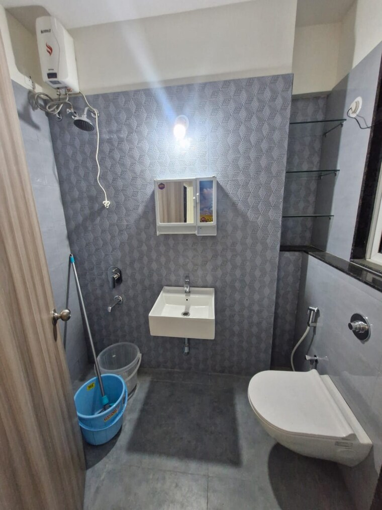 Bathroom, siddhanchal-phase-2 2.5 Bedroom 800 Sq.Ft. Apartment In Manpada Thane 8637958