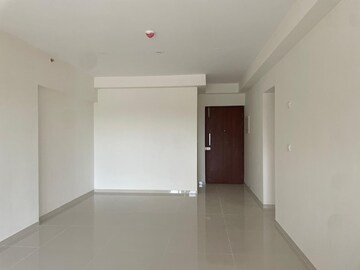 Room in 2 BHK Apartment at Shapoorji Pallonji Joyville Gurgaon, Sector 102 – for Rent