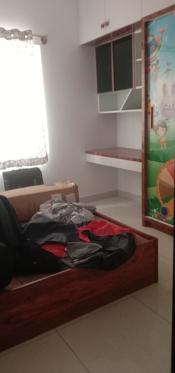 Room in 3 BHK Apartment at Vaishnavi Serene, Yelahanka – for Rent