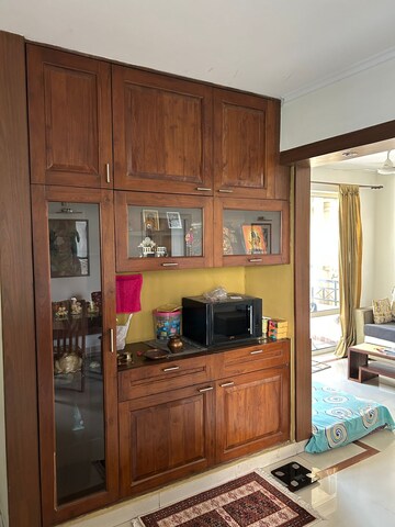 Furnished Amenities in 3 BHK Apartment at Orchid Petals, Sector 49 – for Rent