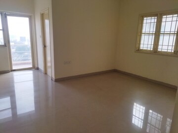 Room in 3.5 BHK Apartment at Parkway Tivoli Apartment, Whitefield – for Sale