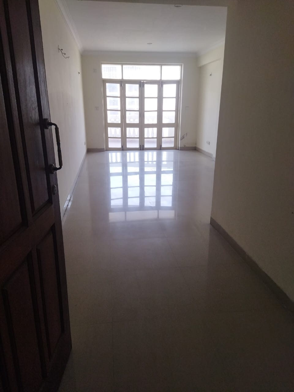 3.5 BHK + Servant Room Apartment For Sale in Parkway Tivoli Apartment
