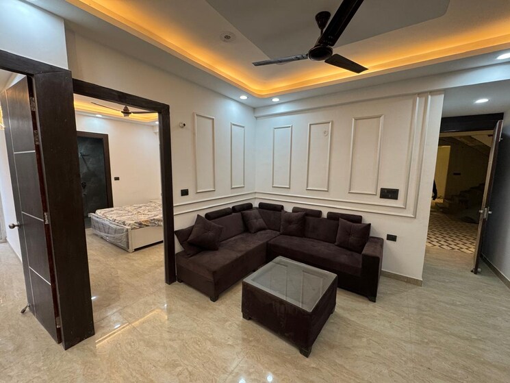 Living Room, sector 73 2 Bedroom 950 Sq.Ft. Builder Floor In Sector 73 Noida 8638084