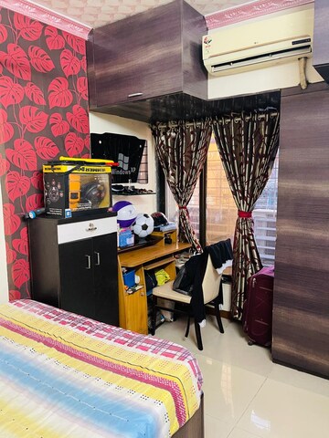 Bedroom in 4 BHK Apartment at Ostwal Asha Deep, Mira Road – for Sale
