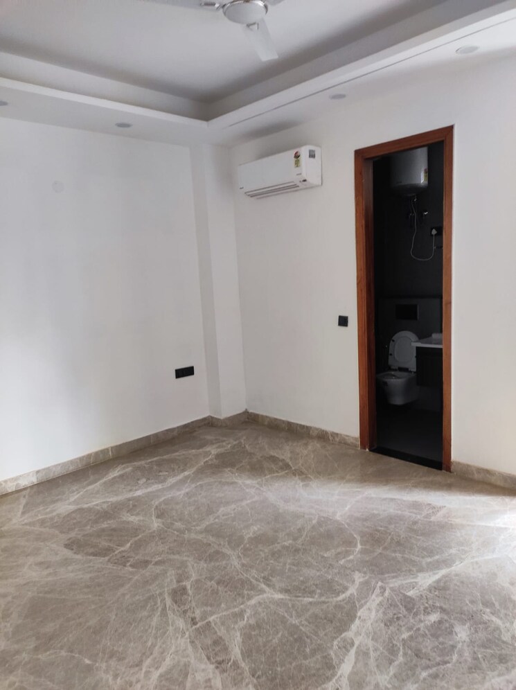 Room, dlf-royale-residences 3 Bedroom 230 Sq.Yd. Builder Floor In Dlf Phase I Gurgaon 8638126