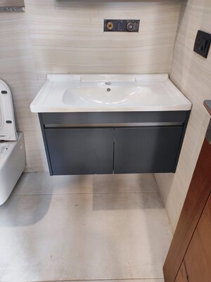 Kitchen in 3 BHK Builder Floor at DLF Royale Residences, Dlf Phase I – for Sale