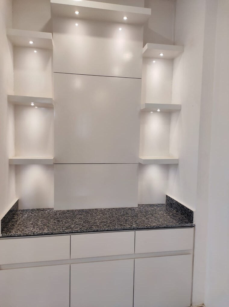 undefined, dlf-royale-residences 3 Bedroom 230 Sq.Yd. Builder Floor In Dlf Phase I Gurgaon 8638126