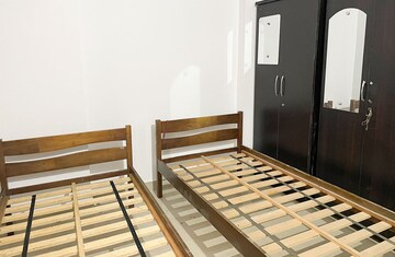 Room in  Pg at Thane West – for Rent