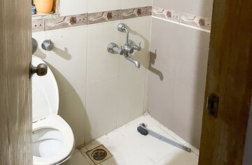 Bathroom in  Pg at Thane West – for Rent