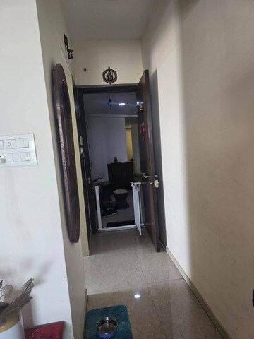 Furnished Amenities in 2 BHK Apartment at JP Decks, Goregaon East – for Rent
