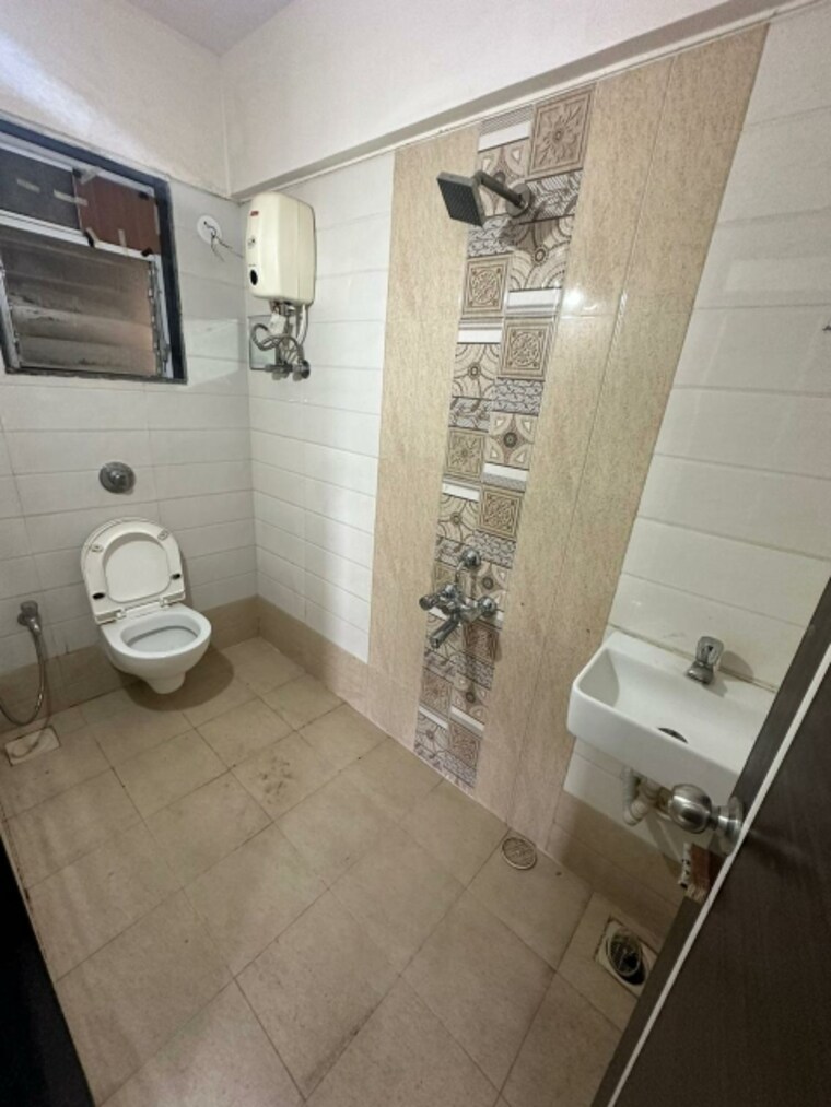 Bathroom, ashwamedh-ashwa-platinum 3 Bedroom 985 Sq.Ft. Apartment In Mulund West Mumbai 8638203