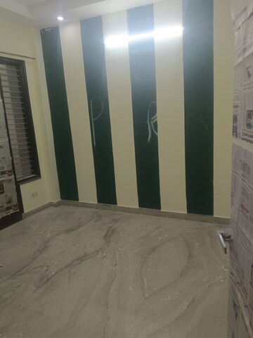 Bedroom in 3 BHK Builder Floor at Sector 9 – for Rent