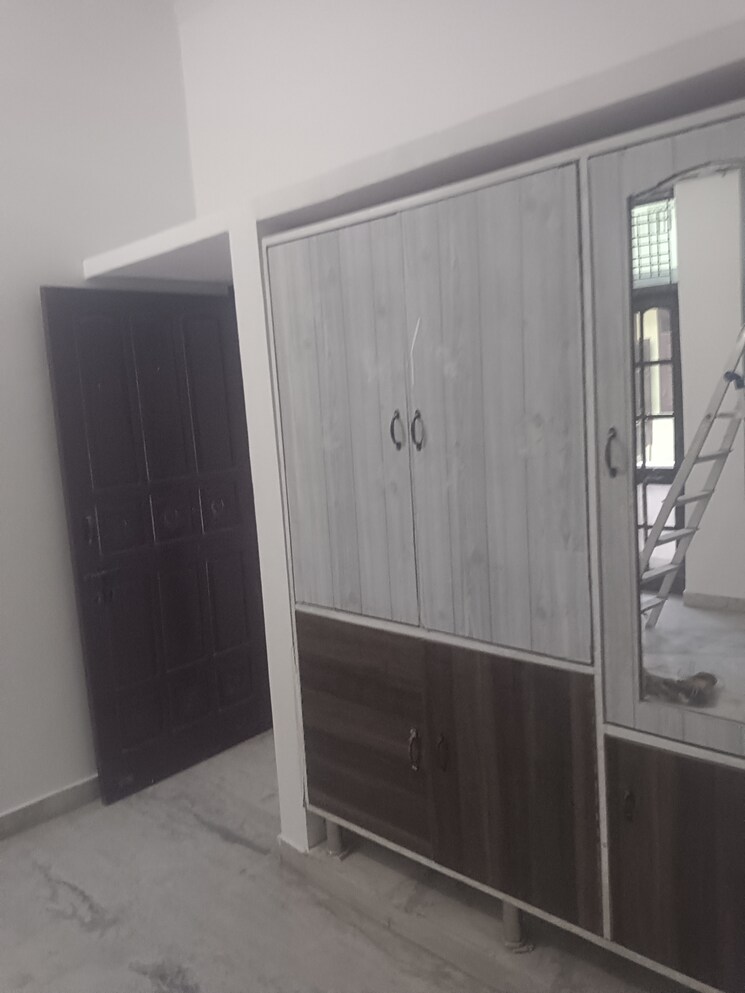 Bathroom, sector 9 3 Bedroom 1850 Sq.Ft. Builder Floor In Sector 9 Gurgaon 8638245