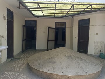 2 BHK Villa – Exterior View View at Sector 31 - for Rent