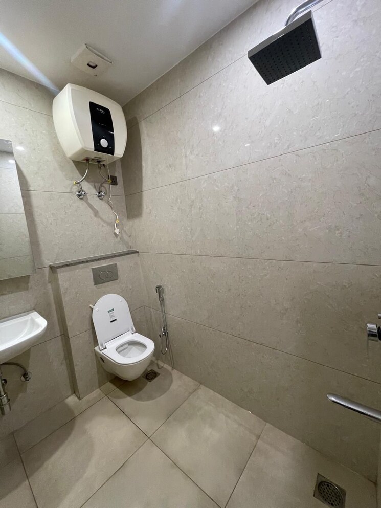 Bathroom, sector 56 1 Bedroom 750 Sq.Ft. Builder Floor In Sector 56 Gurgaon 8638490