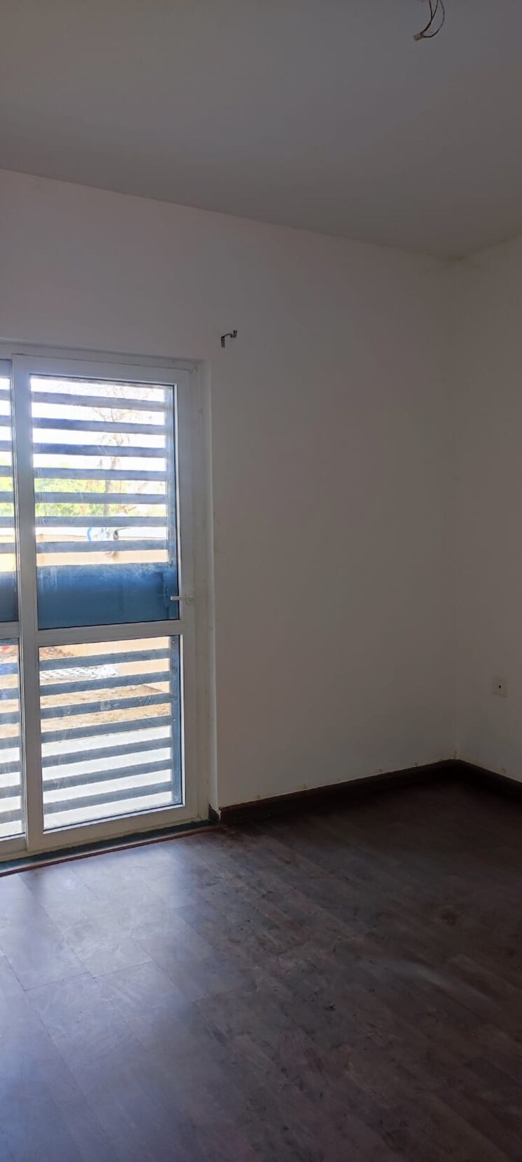 Room, bptp-parkland 4 Bedroom 300 Sq.Yd. Builder Floor In Sector 75 Faridabad 8638462