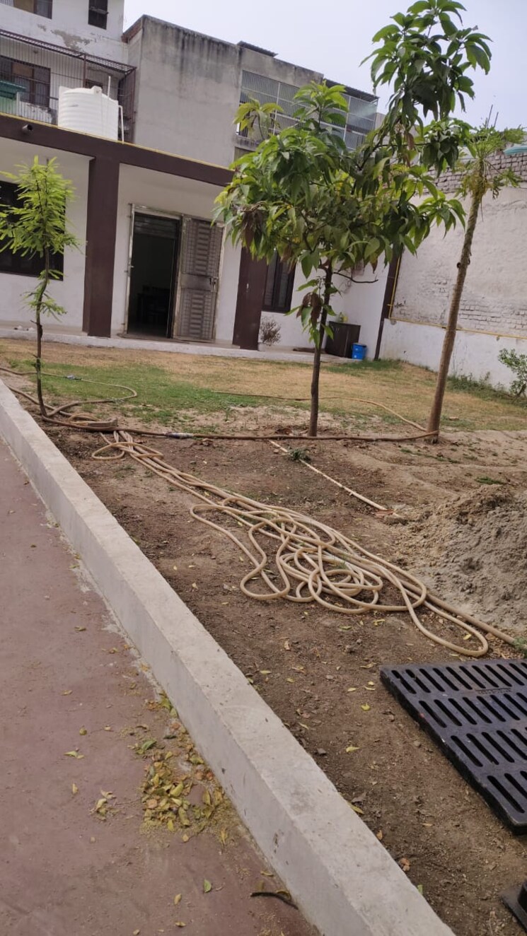 Balcony, sector 50 2 Bedroom 1650 Sq.Ft. Independent House In Sector 50 Noida 8638497