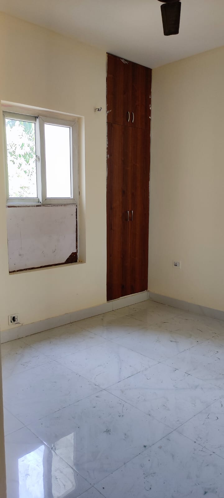 4 BHK + Pooja Room,Servant Room,Study Room,Extra Room Builder Floor For Sale in BPTP Park Elite Floors