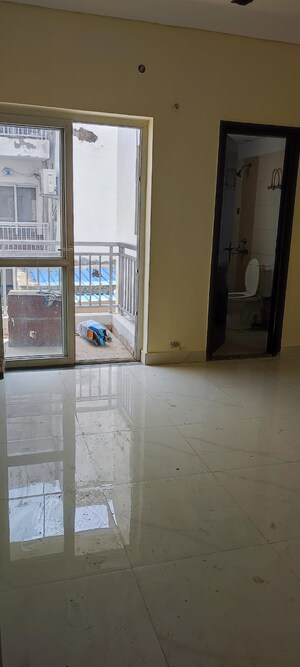 Bathroom in 4 BHK Builder Floor at BPTP Park Elite Floors, Sector 85 – for Sale