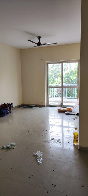 Room in 4 BHK Builder Floor at BPTP Park Elite Floors, Sector 85 – for Sale