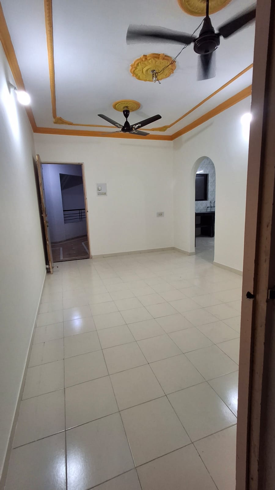 2 BHK Apartment For Rent in Karan Gharonda