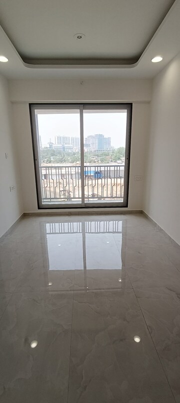 Room in 1 BHK Apartment at Vasai West – for Sale