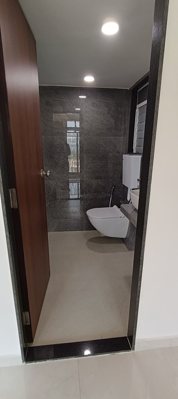 Bathroom, vasai west 1 Bedroom 464 Sq.Ft. Apartment In Vasai West Palghar 8638528