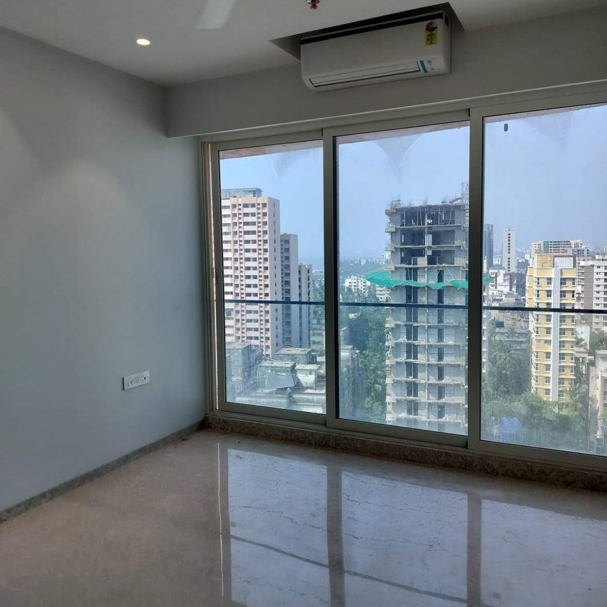 3 BHK Apartment For Rent in Ekta Tripolis