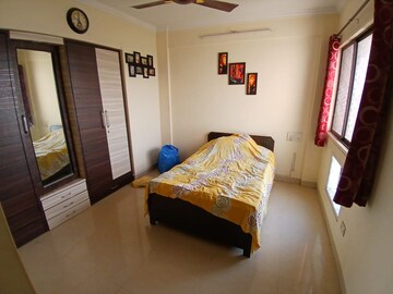 Bedroom in 2 BHK Apartment at Vasai West – for Rent