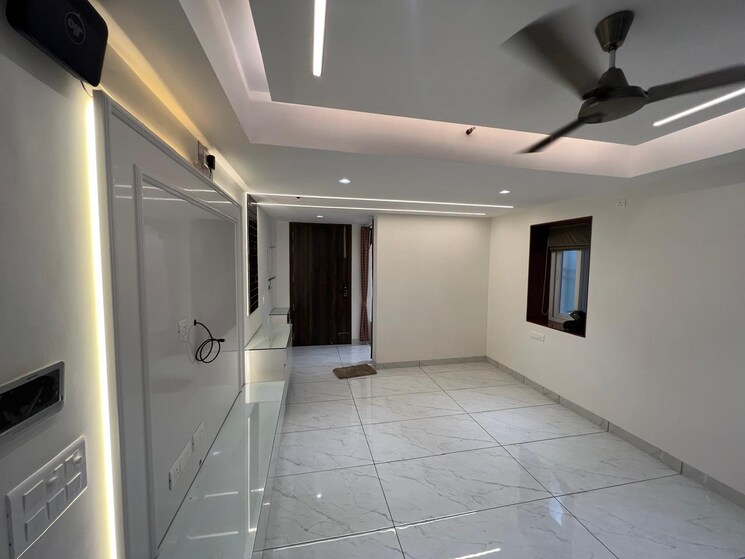 Living Room, sector 107 2 Bedroom 1800 Sq.Ft. Builder Floor In Sector 107 Noida 8638576