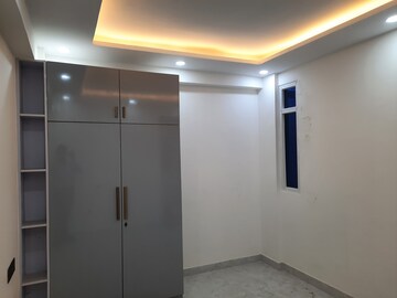Room in 2 BHK Apartment at Sector 107 – for Sale