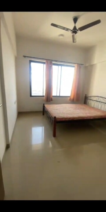 Room in 2 BHK Builder Floor at Ashok Medows, Hinjewadi – for Rent