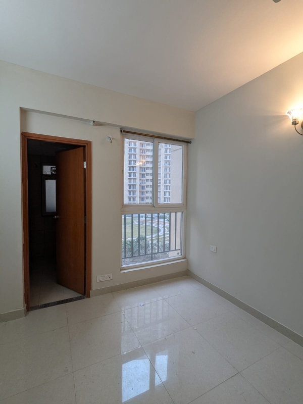 3 BHK + Extra Room Apartment For Rent in Tata Eureka Park