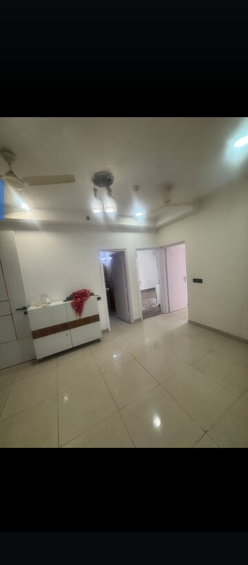 Living Room in 1 BHK Builder Floor at Sector 73 – for Sale
