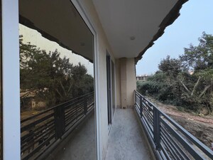 Balcony in 4 BHK Builder Floor at Sector 73 – for Sale