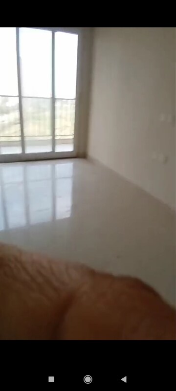 Room in 3 BHK Apartment at Tata Eureka Park, Sector 150 – for Rent
