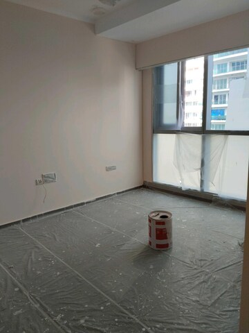 Room in 4 BHK Apartment at Bombay Realty Island City Center, Dadar East – for Rent